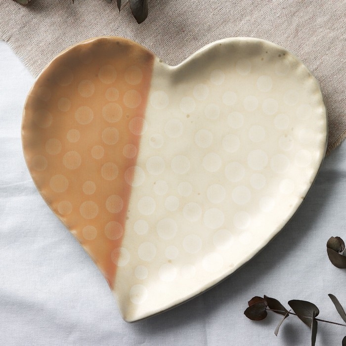 Тарелка керамическая «Самоцвет», 19 х 18 см, цвет бежевый Тарелка керамическая «Самоцвет», 19 х 18 см, цвет бежевый