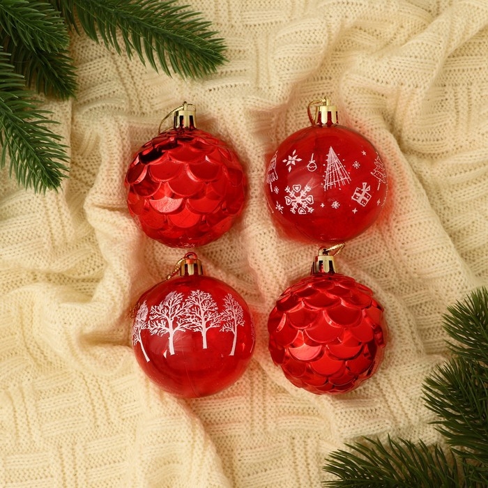 Набор шаров пластик d-5,5 см, 4 шт Набор шаров пластик d-5,5 см, 4 шт "Новогодние забавы" шишки геометрия, красный