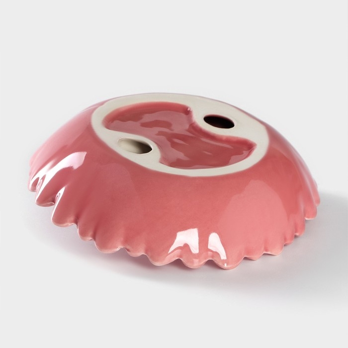 Блюдо керамическое «Голубки на цветке», 13×13,5×3 см, цвет розовый