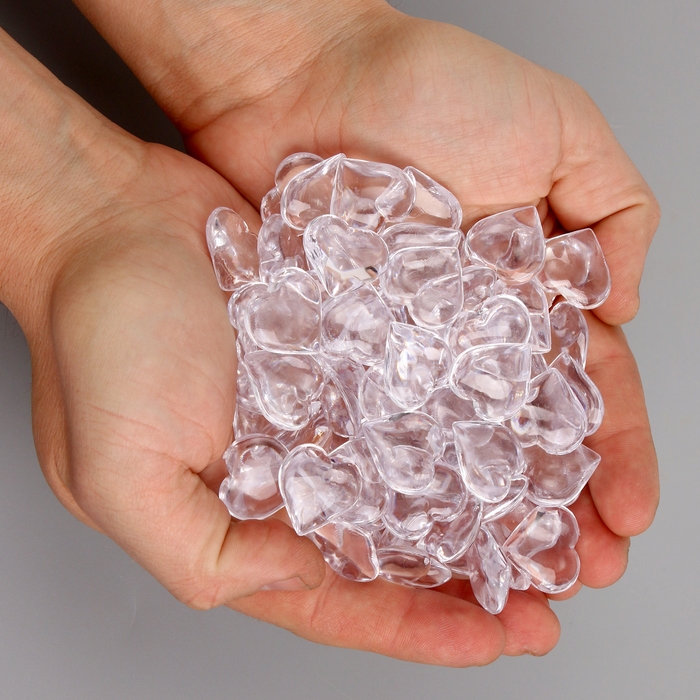 Сердечки пластиковые декоративные, набор 100 шт., размер 1 шт. — 2 × 2 см, цвет прозрачный