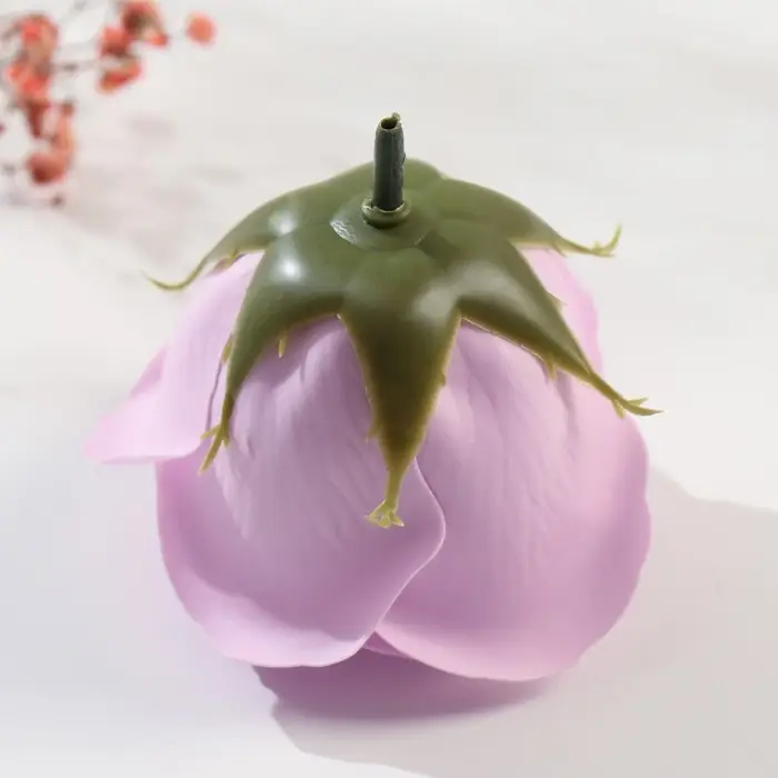 Мыльные лепестки Мыльные лепестки "Бутон королевской розы. Сиреневый" 7х7х6 см