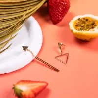 Серьги висячие &laquo;Геометрия&raquo;, треугольники, цвет золото, 7 см