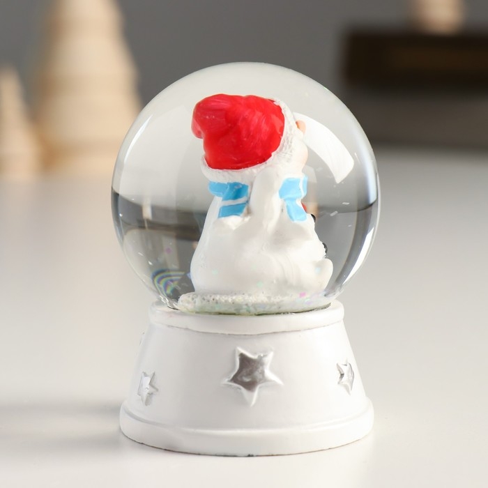Снежный шар новогодний стеклянный «Снеговик в красном колпаке, с подарком», d=4.5 см, 6×4.5×4.5 см Снежный шар новогодний стеклянный «Снеговик в красном колпаке, с подарком», d=4.5 см, 6×4.5×4.5 см