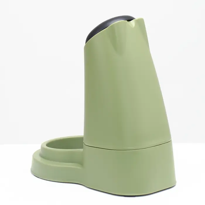 Автокормушка 3,8 л, нескользящие ножки, зелёная Автокормушка 3,8 л, нескользящие ножки, зелёная