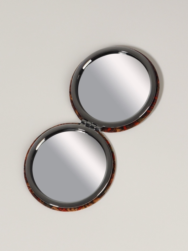 Зеркало складное «Орнамент», d = 7,2 см, с увеличением, цвет коричневый/оранжевый