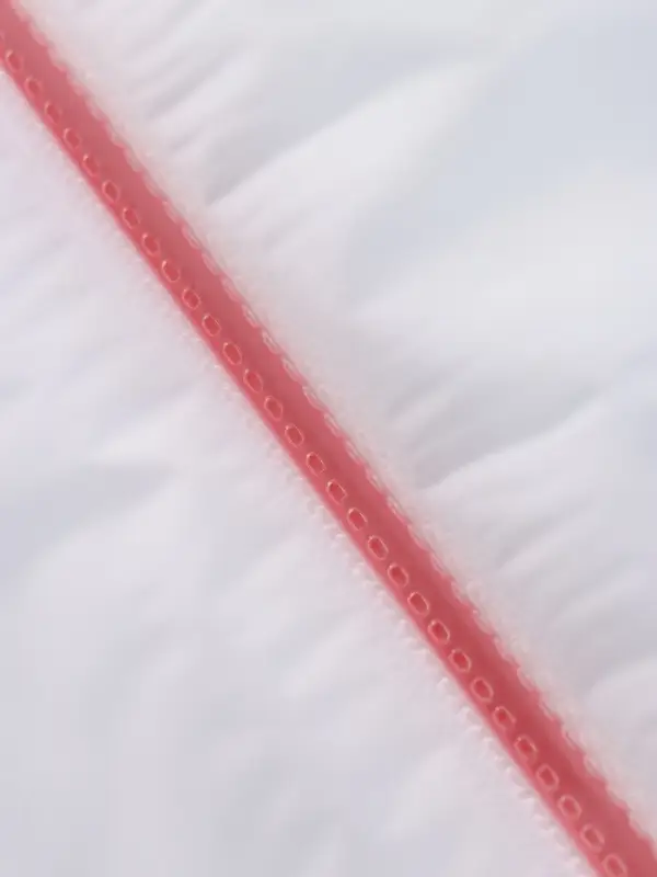 Папка с 100 вкладышами А4, 700 мкм, Calligrata, текстура &laquo;песок&raquo;, красная