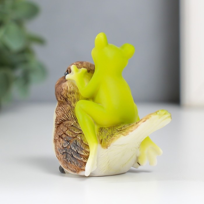 Сувенир полистоун Сувенир полистоун "Лягушонок на воробушке" 6х3х5,4 см