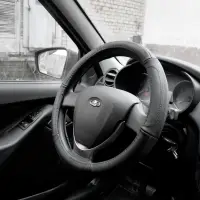 Оплетка на руль (нат. кожа) AVS GL-920M-B (размер M, черный) - Серия "Classic"