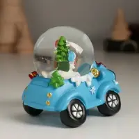 Сувенир полистоун водяной шар "Дед Мороз/Снеговик на джипе" МИКС 7,2х5,8х7 см