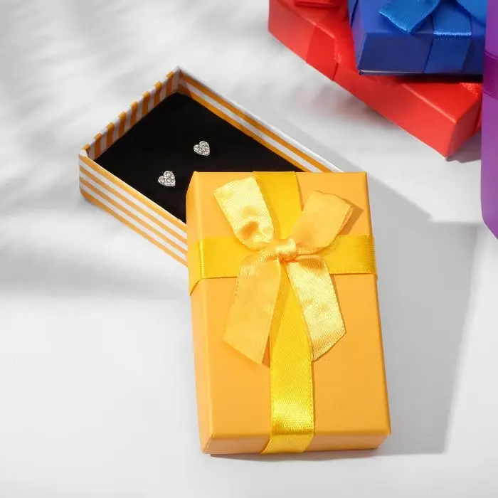 Коробочка подарочная под набор «Яркие полоски», 5×8 (размер полезной части 4.9×7.8 см), МИКС, вставка чёрная Коробочка подарочная под набор «Яркие полоски», 5×8 (размер полезной части 4.9×7.8 см), МИКС, вставка чёрная