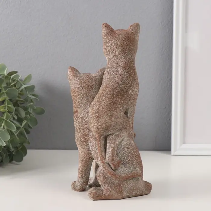 Фигурка полистоун &laquo;Две кошечки&raquo;, беж, 11.5&times;10.8&times;22.5 см