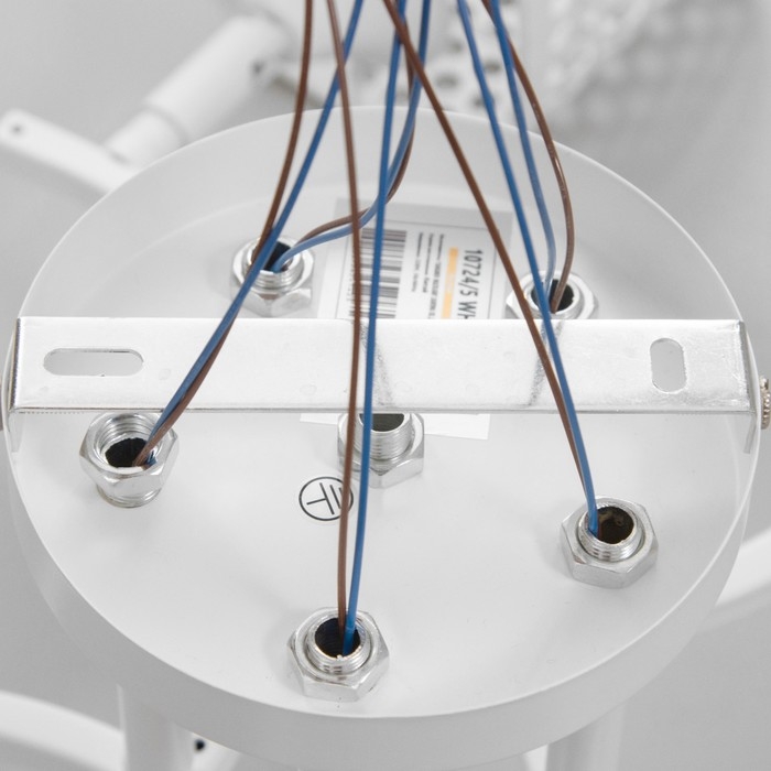 Люстра Люстра "Гвен" 5х60Вт Е27 Белый 64х25х20см