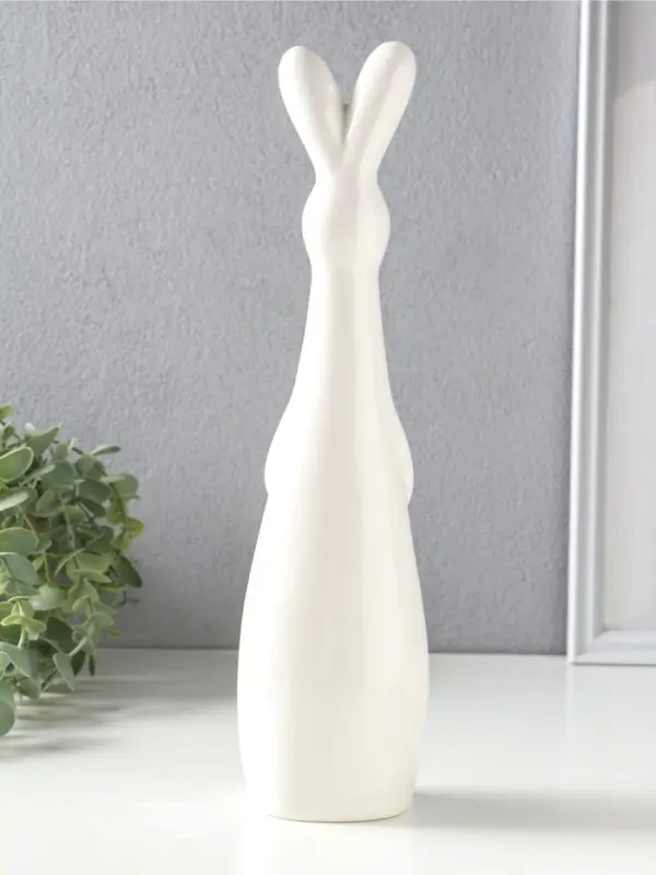 Сувенир керамика "Белый заяц с золотым бантом" 7,8х6,3х30,8 см