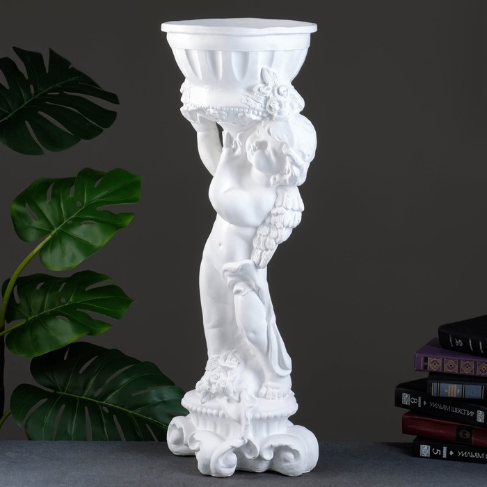 Фигурное кашпо  Фигурное кашпо "Ангел с розами", белый, 1,8 л/ 24х27х70см