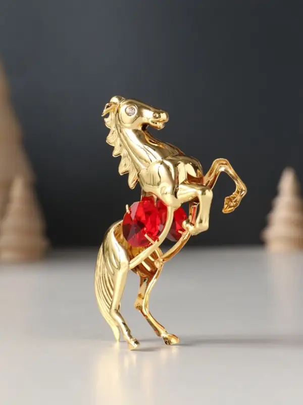 Сувенир Лошадь с 2-мя красными хрусталиками, 5,5х2х8 см. Сувенир Лошадь с 2-мя красными хрусталиками, 5,5х2х8 см.