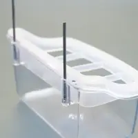 Кормушка для птиц, 11.7&times;6.3&times;5.5 см, внутренняя, с разделителем, пластик, прозрачная