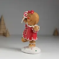Фигурка полистоун &laquo;Пряничка в красном платье, с леденцом&raquo;, 10&times;5&times;14 см