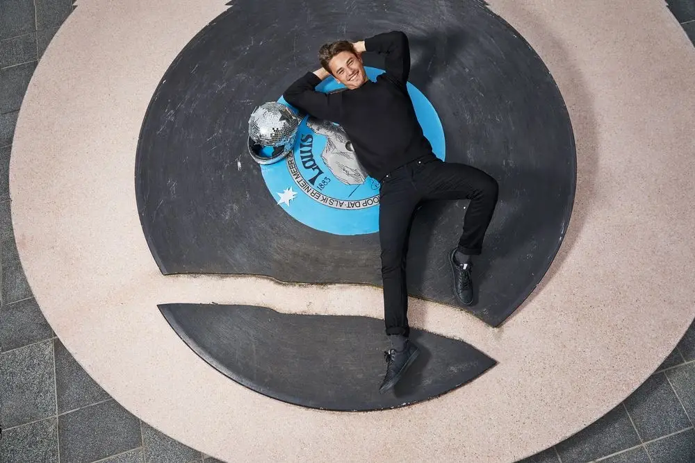 Толстовка ID.002 зеленая, размер S Толстовка ID.002 зеленая, размер S