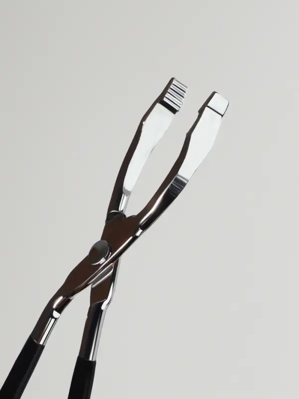 Пинцет в форме ножниц, прорезиненные ручки, 8 см, чёрный, серебристый