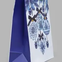Пакет подарочный ламинированный &laquo;Шары гжель&raquo;, M 26&times;32&times;12 см
