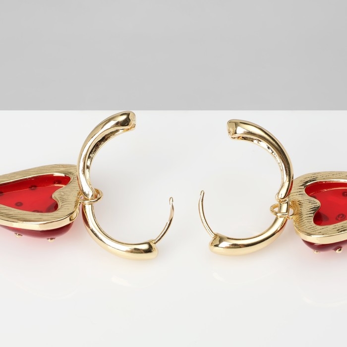 Серьги ассорти «Сердце» клубника, цвет красный в золоте Серьги ассорти «Сердце» клубника, цвет красный в золоте