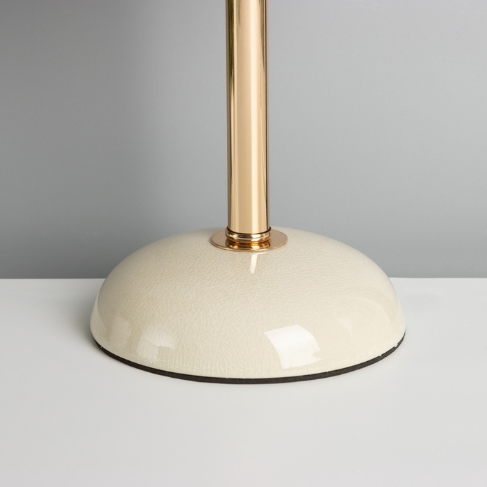 Лампа настольная Лампа настольная "Лира" 1х40Вт Е27 белый/золото/бежевый 15х15х32,5см