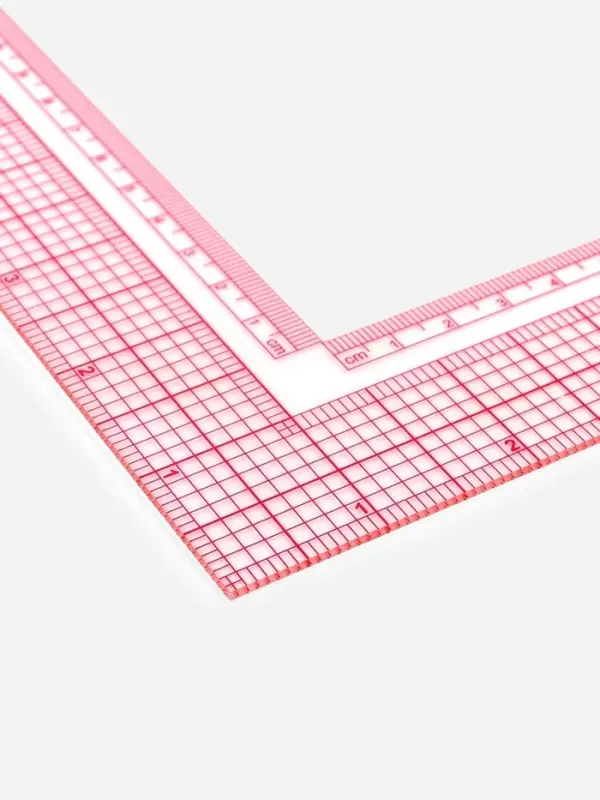 Линейка для кроя и шитья, премиум, 21.5&times;21.5 см, s=1.5 мм