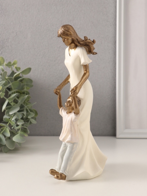 Сувенир полистоун  Сувенир полистоун "Мама с сыном" 11,5х7,5х22 см