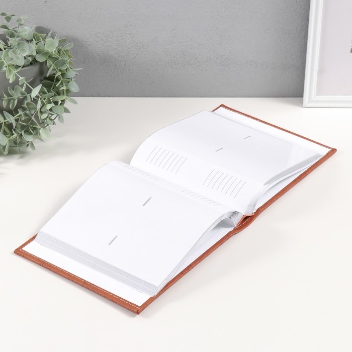 Фотоальбом на 200 фото 10х15 см кожзам Фотоальбом на 200 фото 10х15 см кожзам "Цветочная текстура" бумажные листы коричневый 5х23х22 см 1