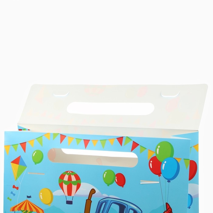 Пакет-коробка для подарка, Синий трактор, 40х30х12 см Пакет-коробка для подарка, Синий трактор, 40х30х12 см