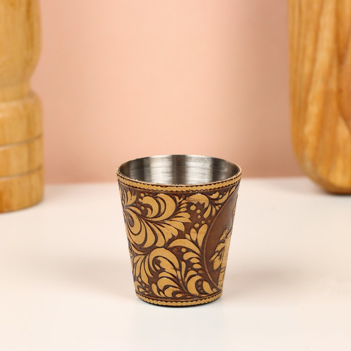 Набор стопок «Рыбак», 4 шт, в футляре, 4,5×4,5×9 см, береста Набор стопок «Рыбак», 4 шт, в футляре, 4,5×4,5×9 см, береста