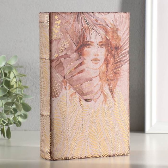 Сейф-книга дерево, кожзам Сейф-книга дерево, кожзам "Девушка в листьях" золото тиснение 21х13х5 см