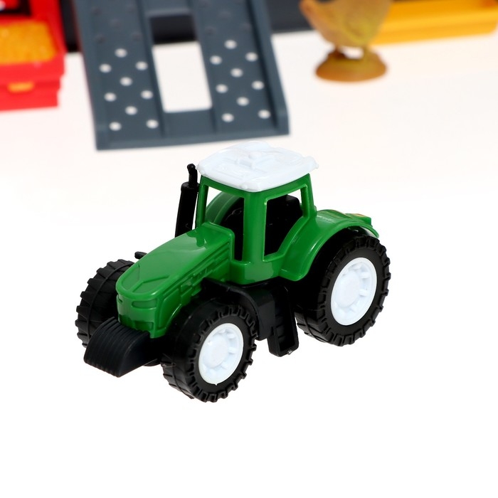 Парковка «Ферма», амбар, вольеры, транспорт, животные Парковка «Ферма», амбар, вольеры, транспорт, животные