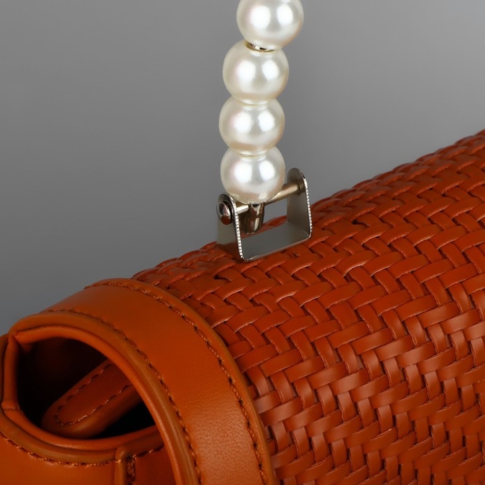 Ручка для сумки, металлическая, жемчужные бусы, на прокол, 12,5 × 9 × 1,2 см, цвет белый/серебряный Ручка для сумки, металлическая, жемчужные бусы, на прокол, 12,5 × 9 × 1,2 см, цвет белый/серебряный