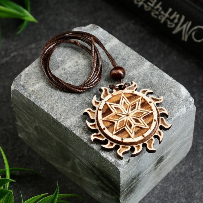 Оберег Оберег "Алатырь" кедр, благоприятно влияет на энергетику