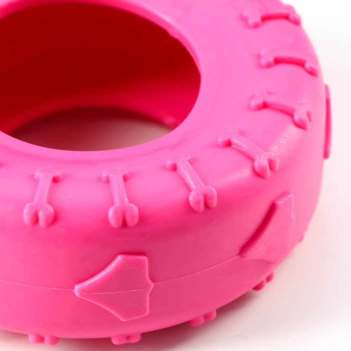 Игрушка жевательная для собак Игрушка жевательная для собак "Шина" 9 см, розовая