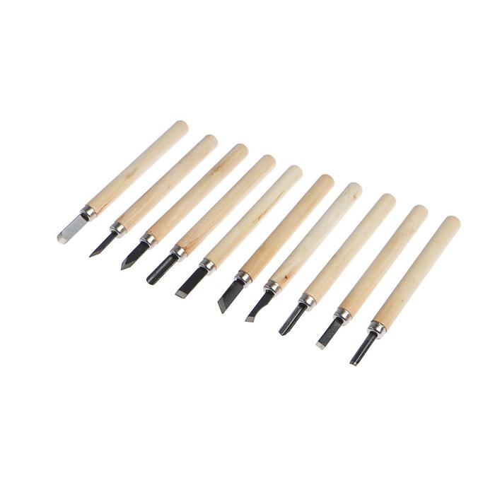 Набор резцов по дереву ТУНДРА, деревянная рукоятка, 10 шт. Набор резцов по дереву ТУНДРА, деревянная рукоятка, 10 шт.