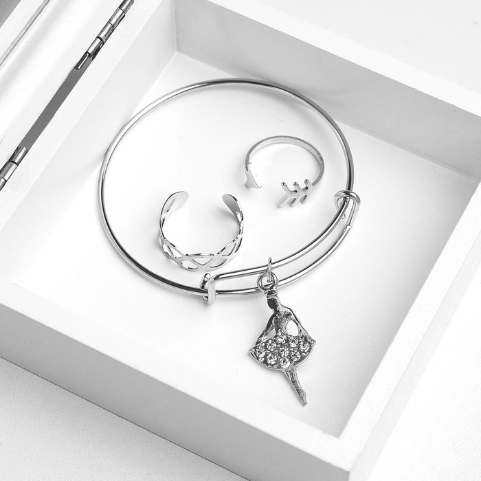 Набор детский «Выбражулька» 3 предмета: браслет, 2 кольца, балерина, цвет белый в серебре Набор детский «Выбражулька» 3 предмета: браслет, 2 кольца, балерина, цвет белый в серебре