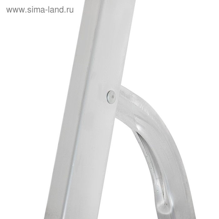 Стремянка ТУНДРА, алюминиевая, 8 ступеней, 1660 мм Стремянка ТУНДРА, алюминиевая, 8 ступеней, 1660 мм