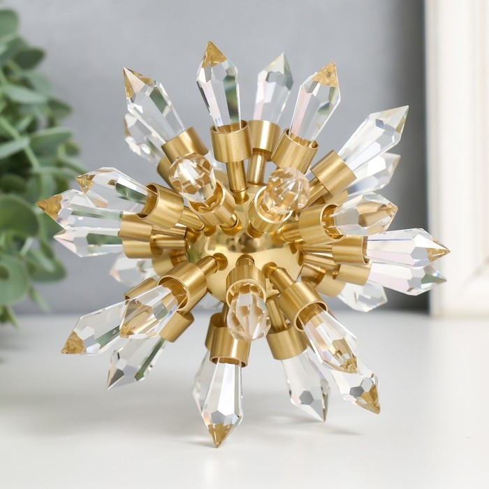 Сувенир  Сувенир "Хрустальные шипы"  18х18х18