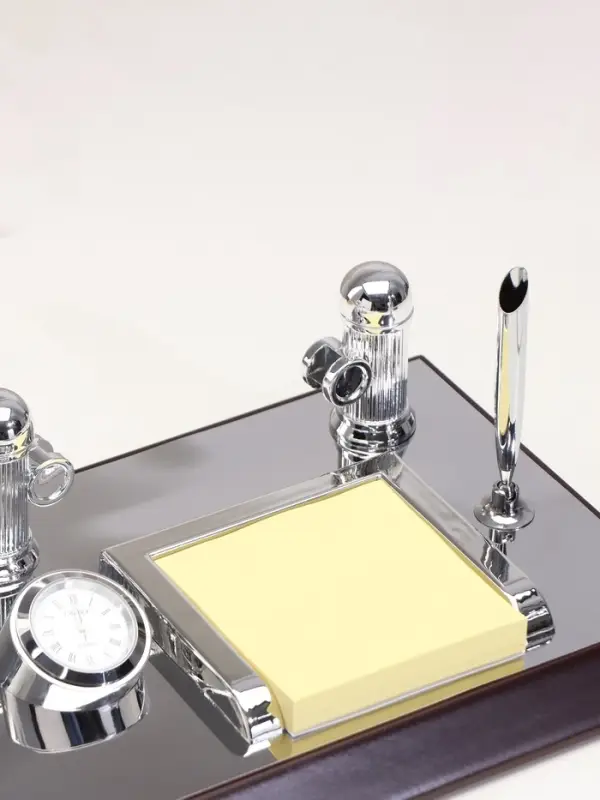 Набор настольный канцелярский, 5 в 1, с часами