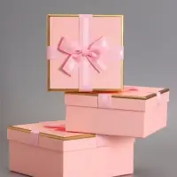 Набор подарочных коробок 3 в 1 квадратные, 19&times;19&times;9.5 см, 17&times;17&times;8 см, 15&times;15&times;6.5 см, с бантом, розовый