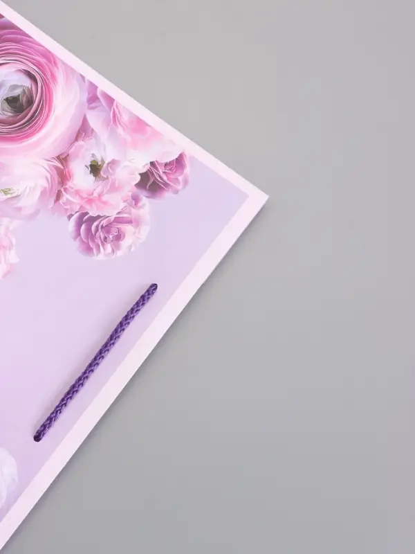 Пакет подарочный ламинированный "Самой красивой" 26 х 12 х 32 см