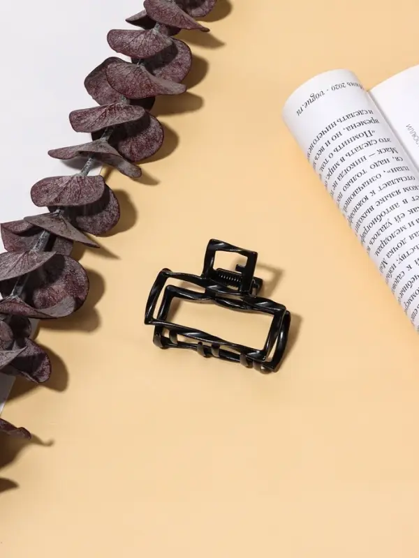 Крабик для волос &laquo;Сабина&raquo;, прямой, 4 см, чёрный