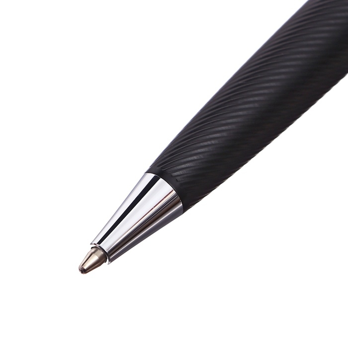 Ручка подарочная шариковая в кожзам футляре поворотная Карбон корпус черный/серебро Ручка подарочная шариковая в кожзам футляре поворотная Карбон корпус черный/серебро