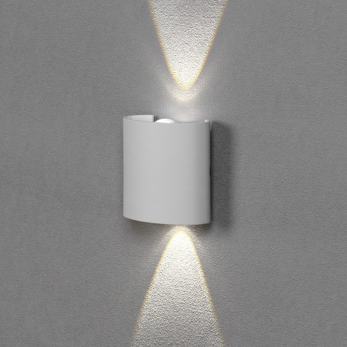 Светильник фасадный «Полусфера», FSD-074, 2 Вт, 4000К, 1 луч, IP65, 220 В, пластик, белый Светильник фасадный «Полусфера», FSD-074, 2 Вт, 4000К, 1 луч, IP65, 220 В, пластик, белый