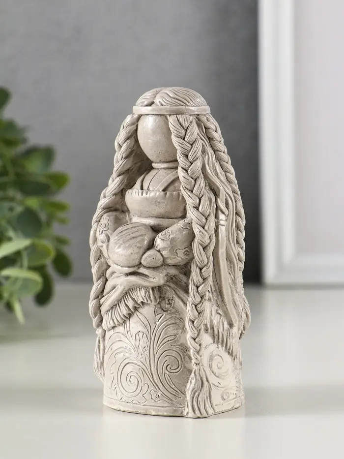 Фигура гипс "Берегиня рода" 13х6 см, под камень Фигура гипс "Берегиня рода" 13х6 см, под камень