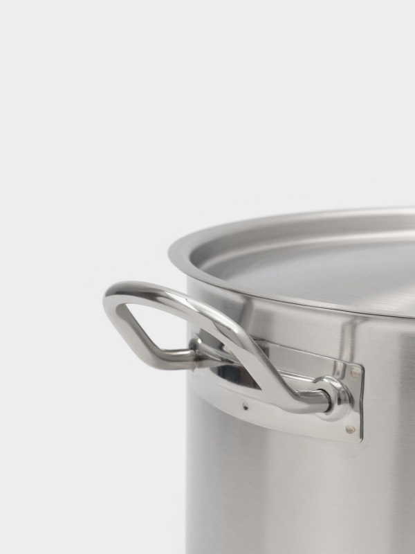 Ковш 8 л, d=26, h=15 см, с крышкой, толщина стенки 0,8 мм, индукция, две ручки Ковш 8 л, d=26, h=15 см, с крышкой, толщина стенки 0,8 мм, индукция, две ручки