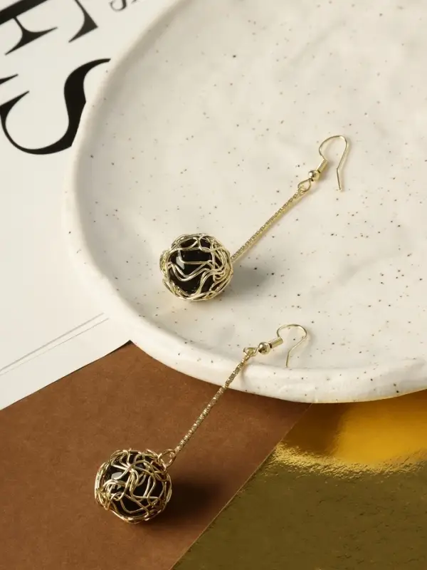 Серьги висячие &laquo;Шар плетёный&raquo;, чёрные в золоте, 6.5 см