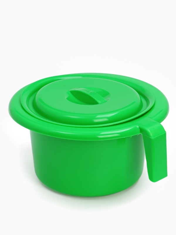 Горшок детский  с крышкой